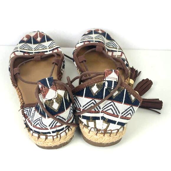 Franco Sarto Aztec Tribal Brown Lace Up Espadrille Flat Sandal Tassel Size 7.5 - Picture 4 of 5